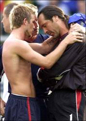 Beckham consoles Seaman