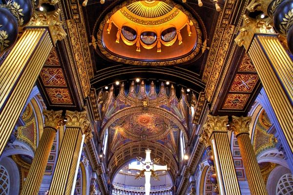 St Paul's - High Altar