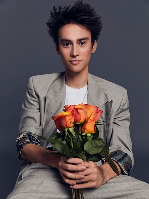 Jacob Collier looking smart