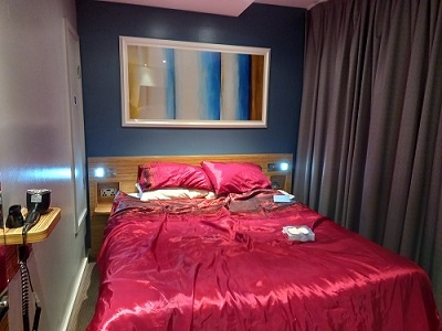 Travelodge bedroom